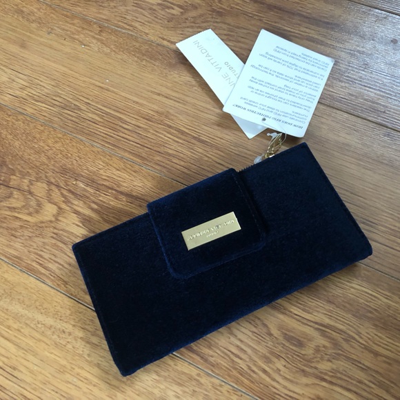 Blue Velvet Wallet - Picture 3 of 8